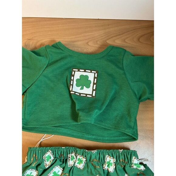 Build A Bear BABW Saint St Patrick’s Day Festive Lucky T-shirt Shorts Outfit Set - Picture 2 of 6